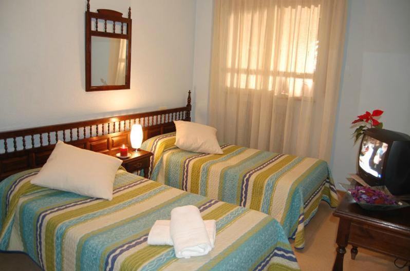Hostal Los Infantes Salamanca Ruang foto