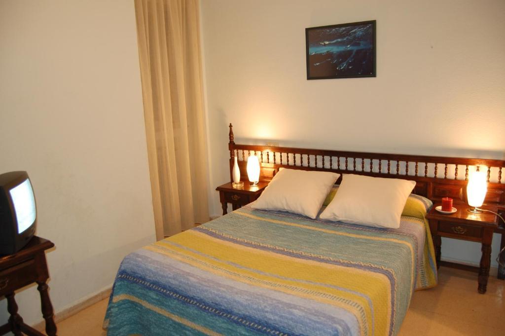 Hostal Los Infantes Salamanca Bagian luar foto